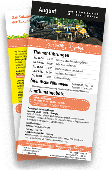 Vorschaubild für das Monatsprogramm August mit Blick auf die beiden Seiten des Flyers